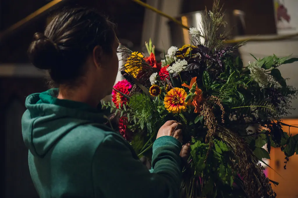 websize-3772 Big magic, Melodic View Photography capturing floral designer Elycia Feldman creating a bridal bouquet in upsate New York
